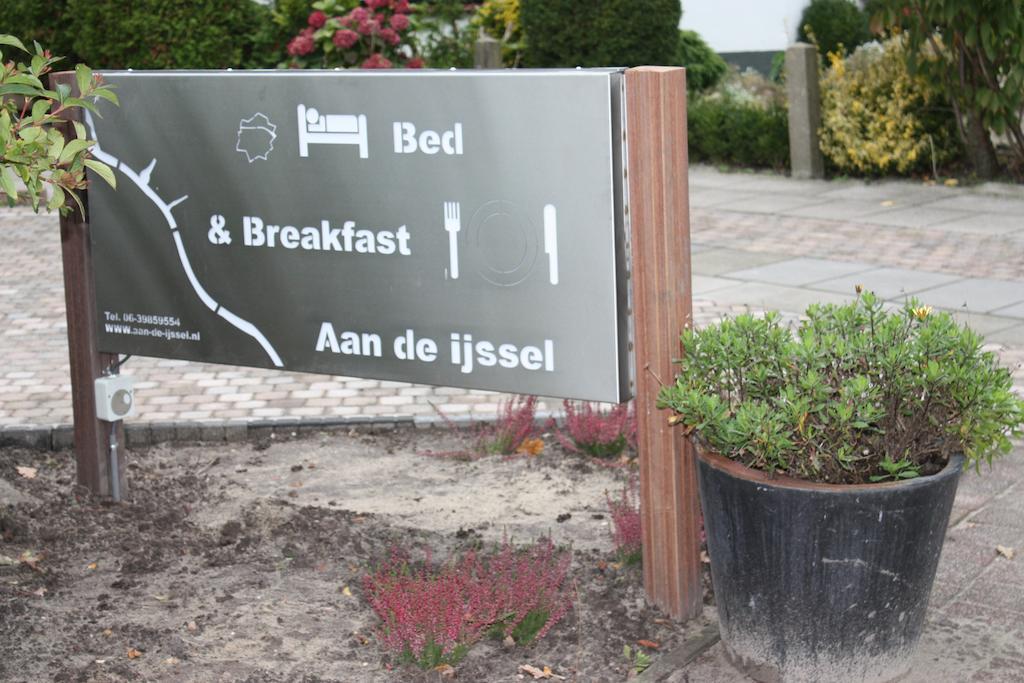 Bed & Breakfast 'Aan De Ijssel' Zwolle  Extérieur photo